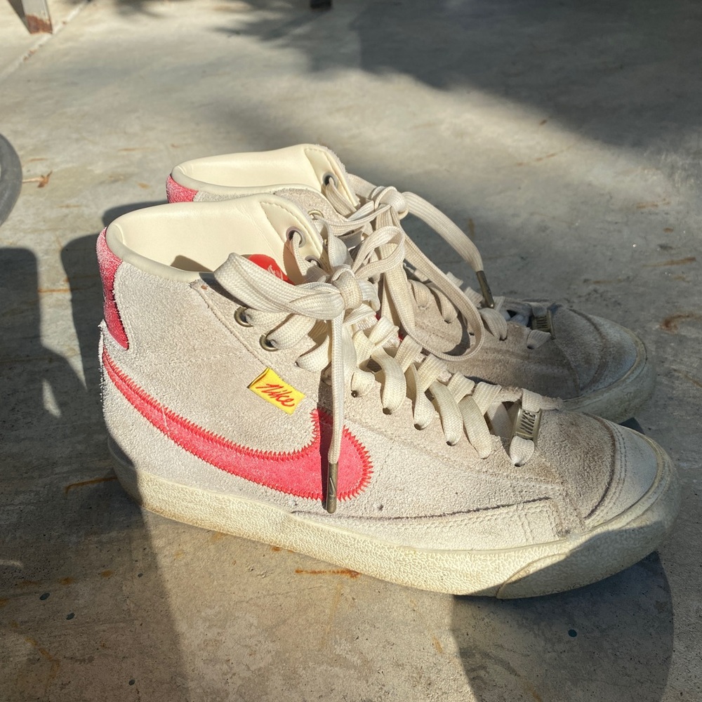 Rare Nike Blazers suede high tops shoe